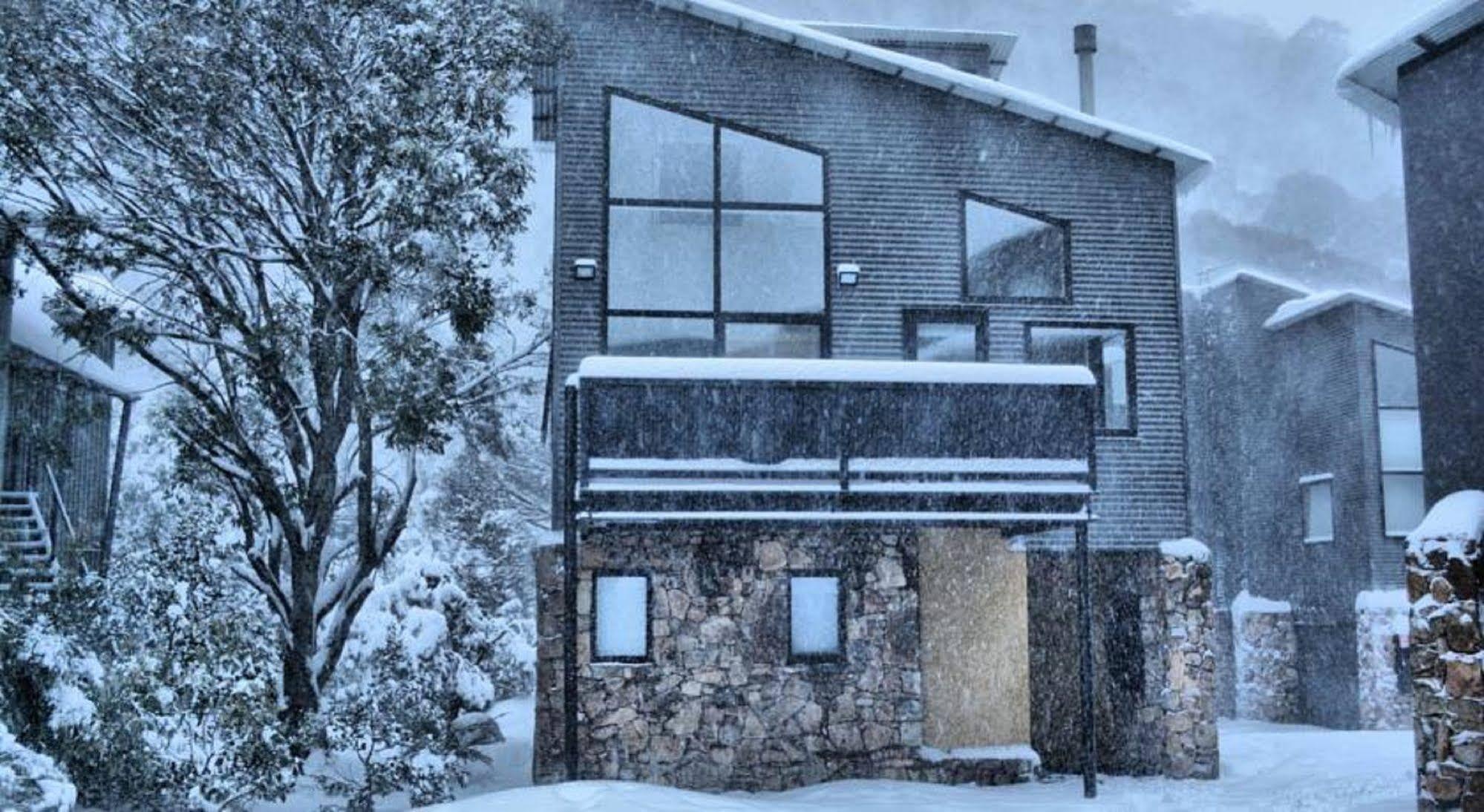 ת'רדבו Snow Stream 2 Bedroom And Loft With Gas Fire Balcony And Garage Parking מראה חיצוני תמונה